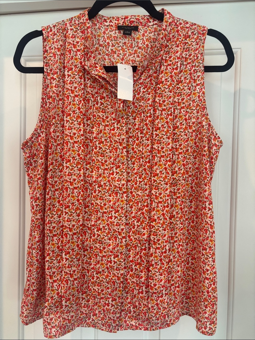 Ann Taylor Factory Red Floral Sleeveless Button-Front Camisole